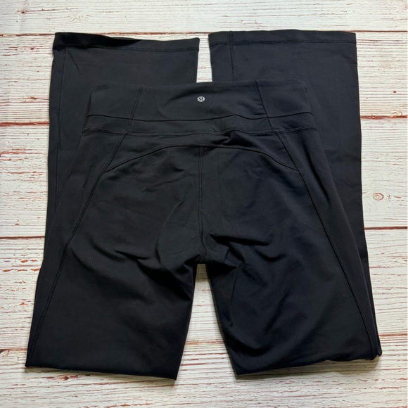 Lululemon Groove Pant Flare Full-On Luxtreme 32" in
Black Sz 12 - Picture 7 of 12